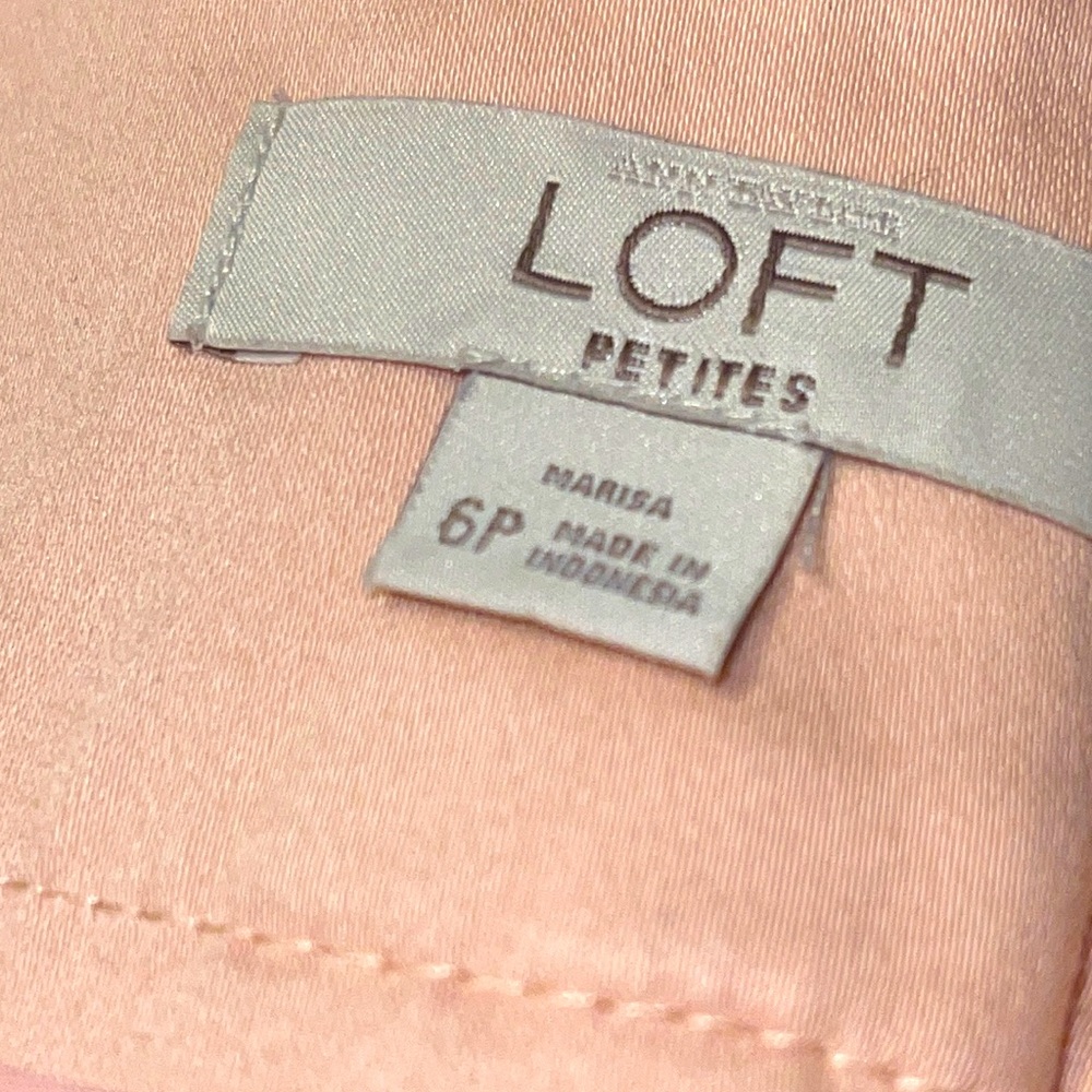 AnnTaylor Loft Marisa 6P peach cropped pant